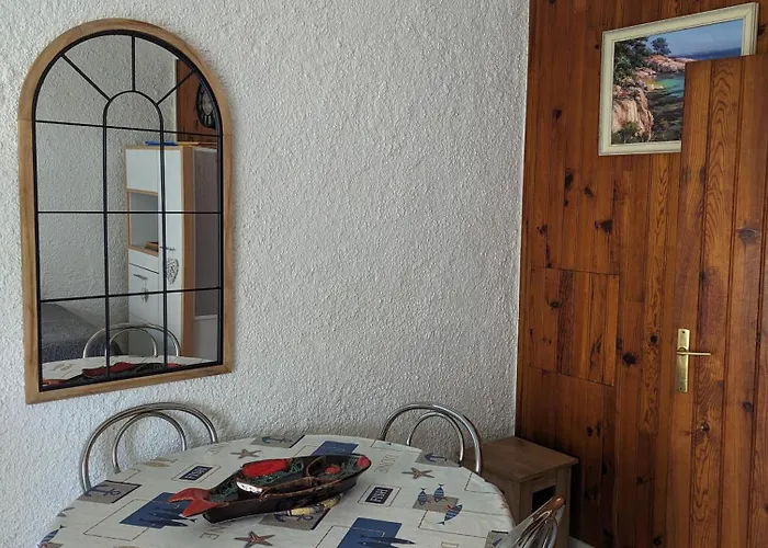 Διαμέρισμα Belle Vue Au Calme Sur La *